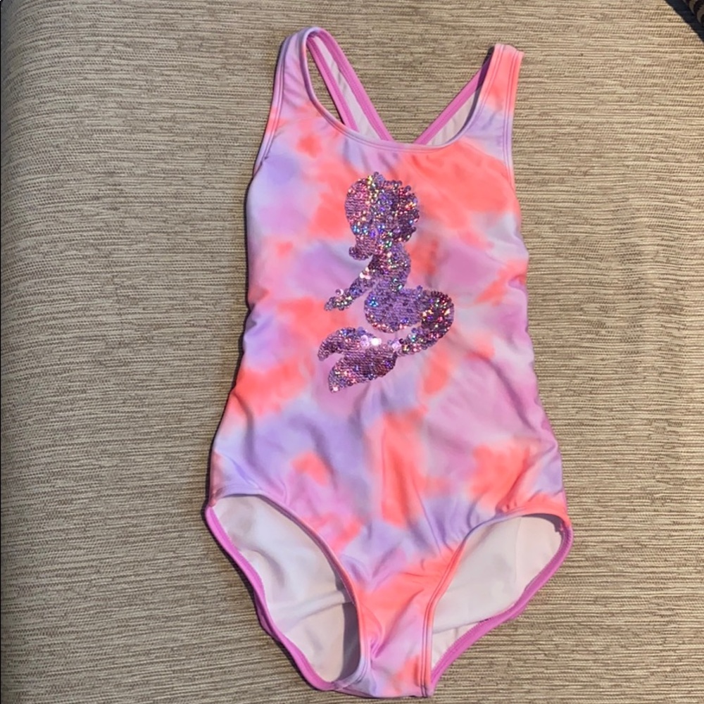 Girl’s bathing suit